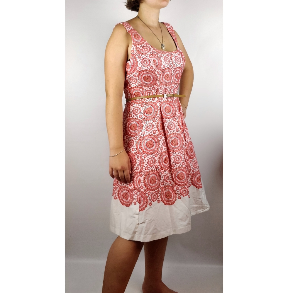 Nine West medallion belted midi dress sz.10 Easter
